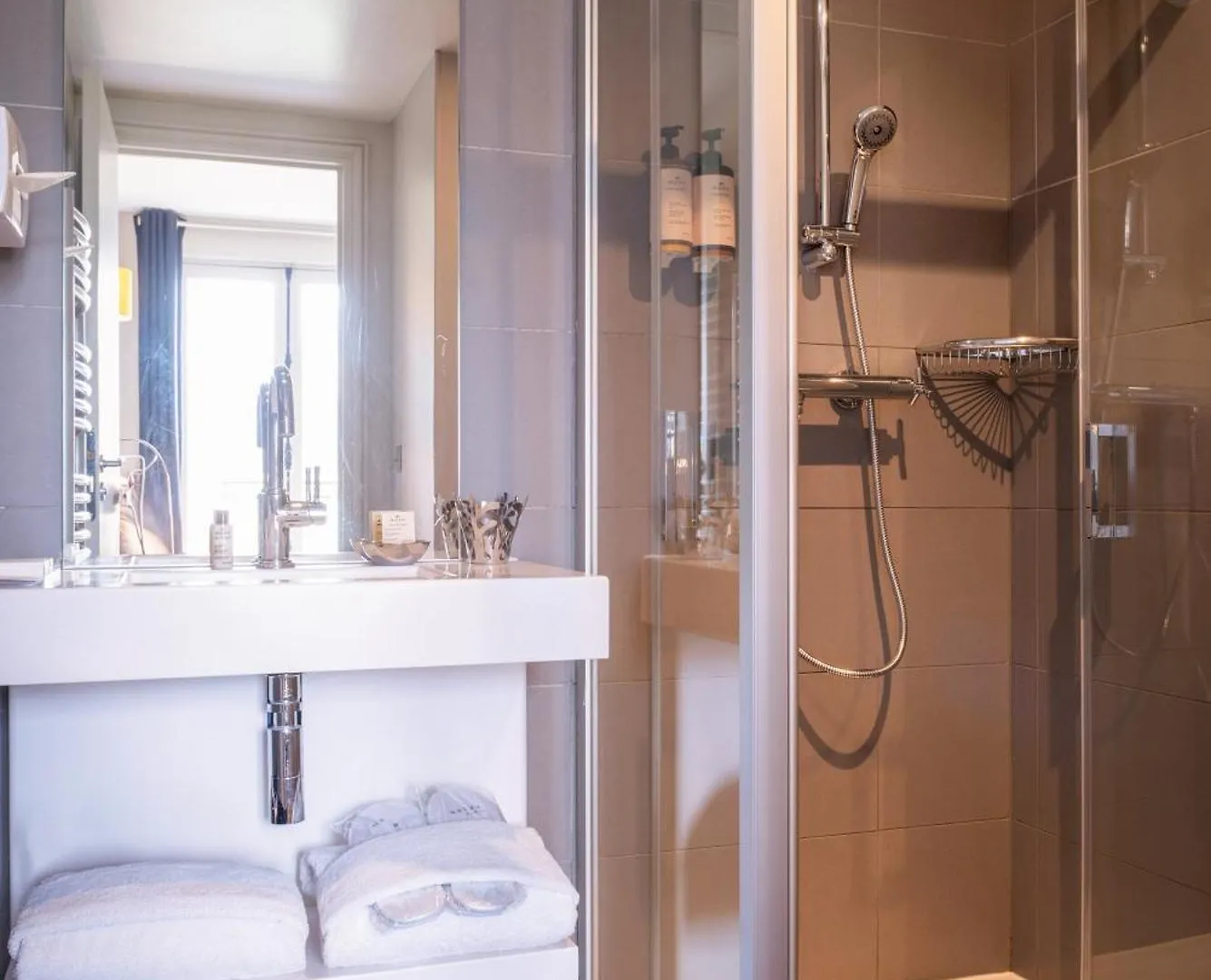 Helzear Champs-elysees Hotel Paris
